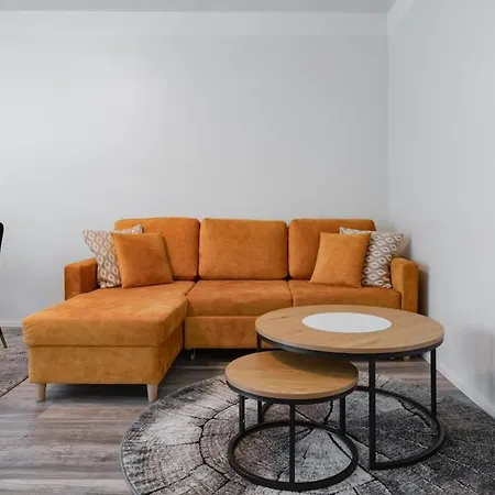 Apartment Pondside Flat By Lapland Host