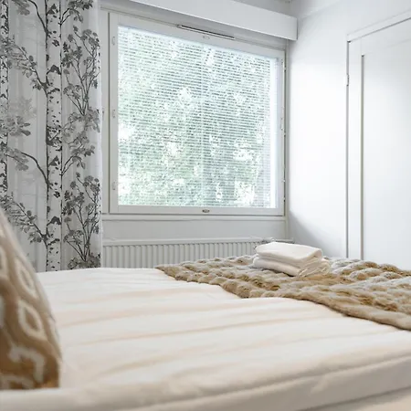 Apartment Pondside Flat By Lapland Host